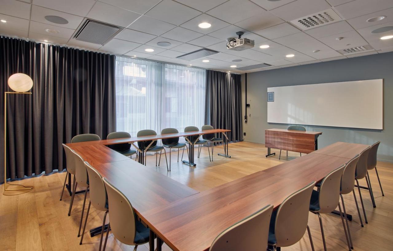 Scandic Grand Hotel Еребру Екстер'єр фото